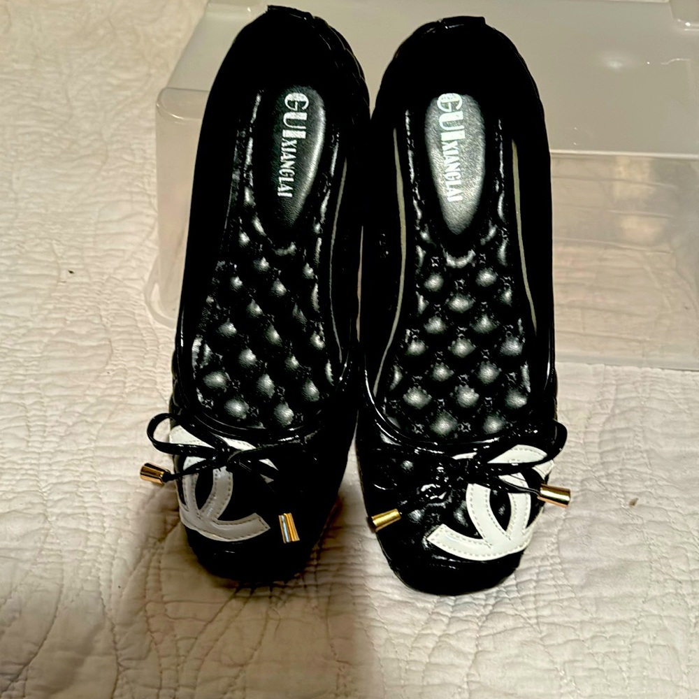 CC Quilted ballerina flats with great detail, barely worn.